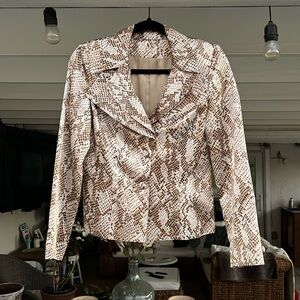 Stunning custom made snake print two piece suit set Size Small